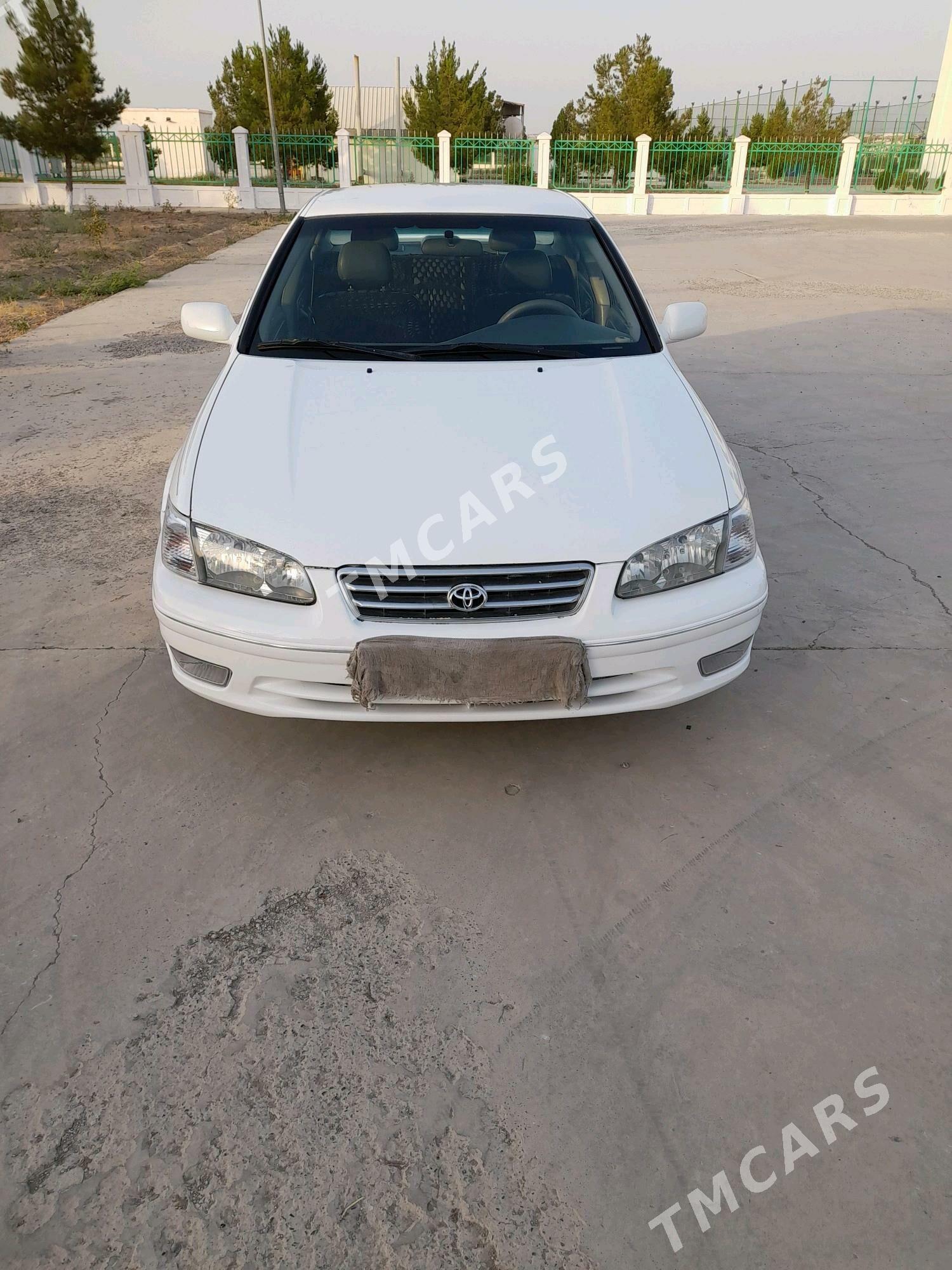 Toyota Camry 2000 - 138 000 TMT - Саят - img 6