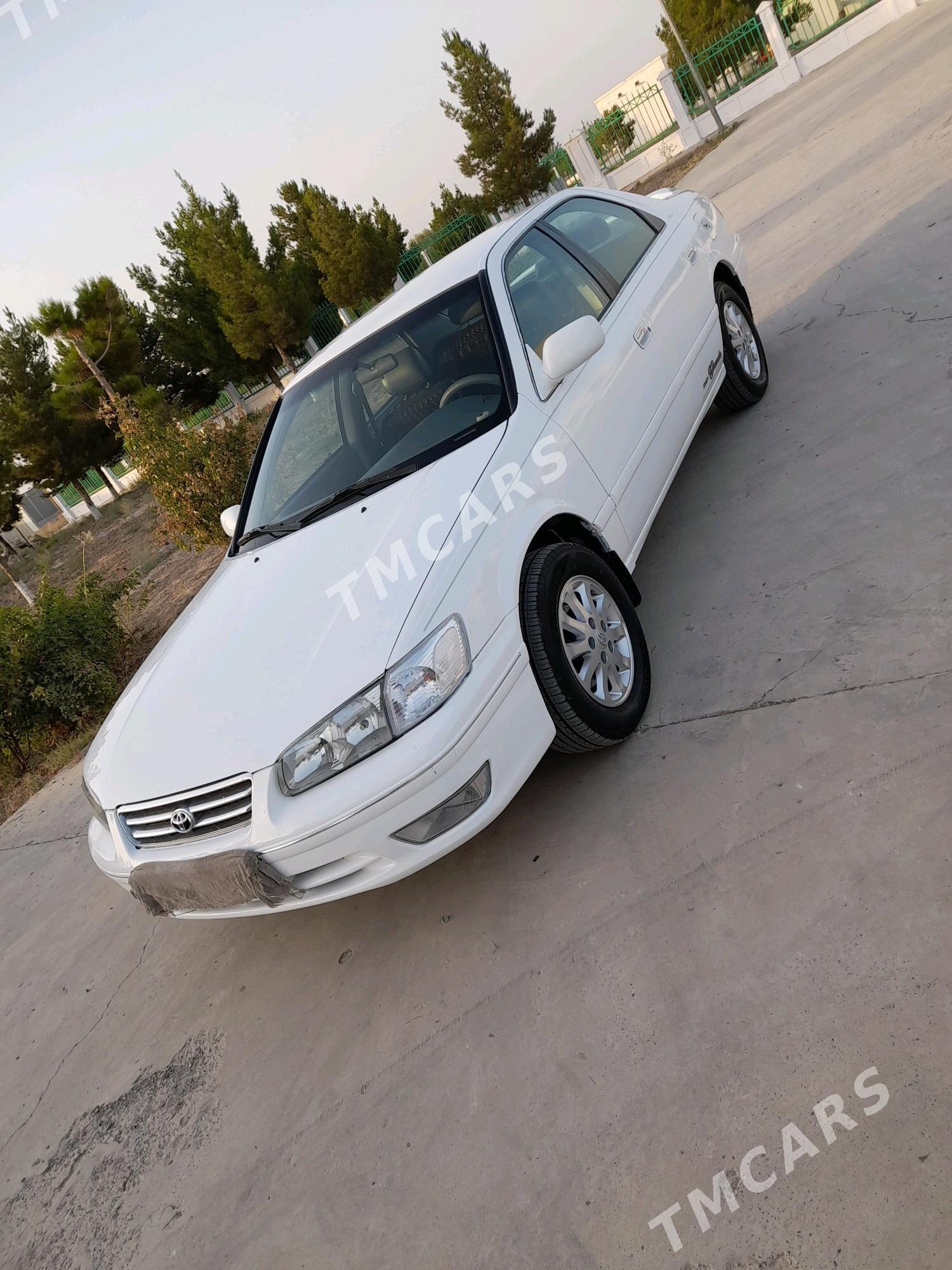 Toyota Camry 2000 - 138 000 TMT - Саят - img 7