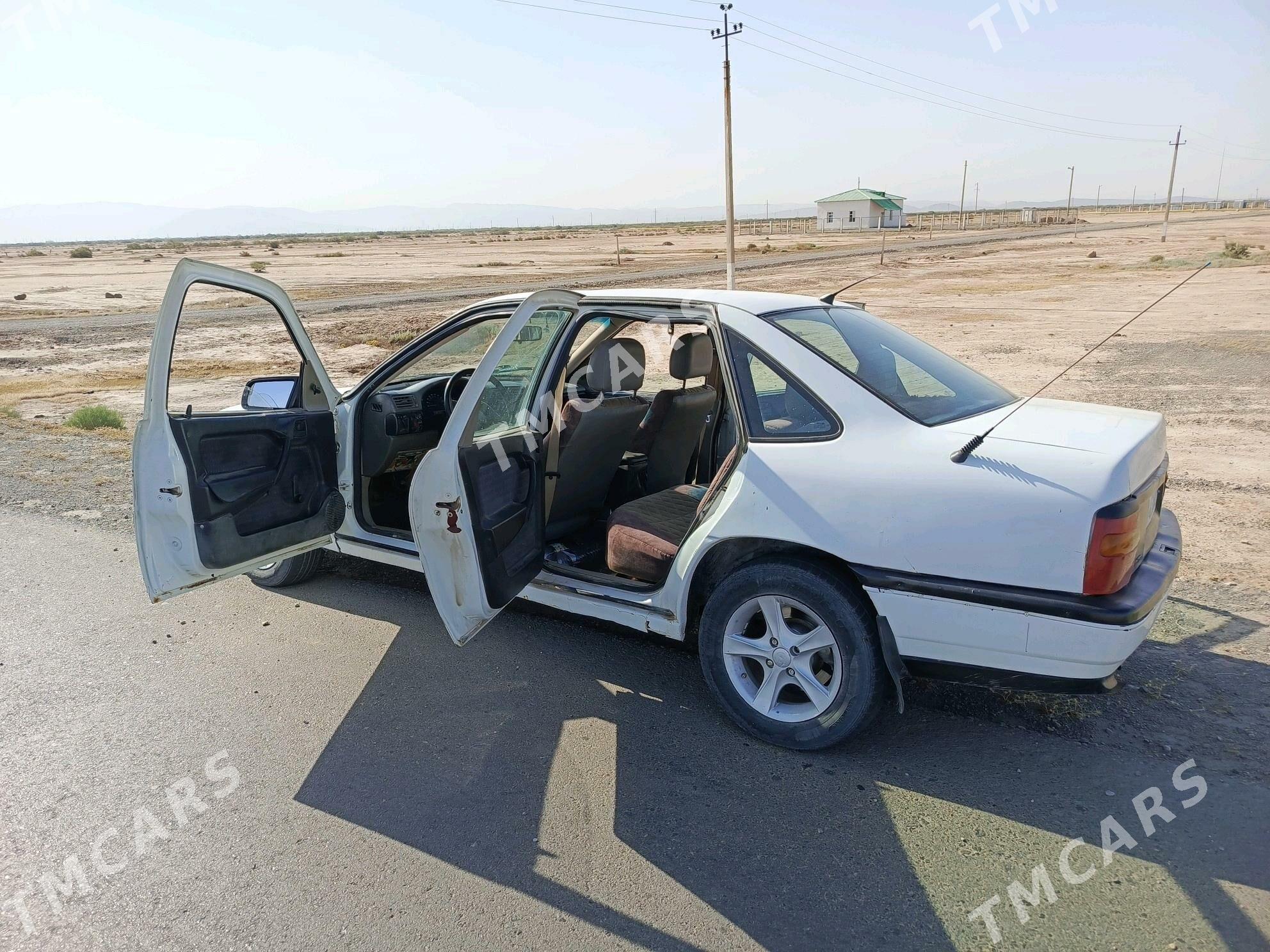 Opel Vectra 1992 - 25 000 TMT - Magdanly - img 5