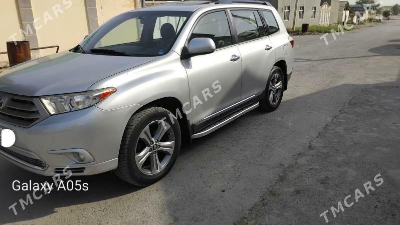 Toyota Highlander 2011 - 330 000 TMT - Aşgabat - img 8