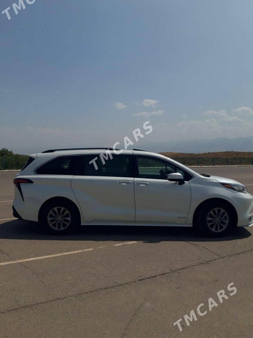 Toyota Sienna 2021 - 575 000 TMT - Aşgabat - img 4