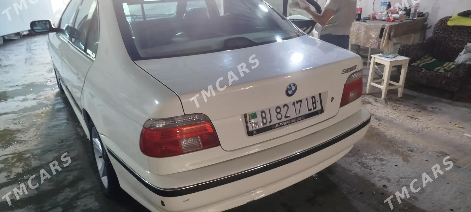 BMW E39 2000 - 80 000 TMT - Türkmenabat - img 2