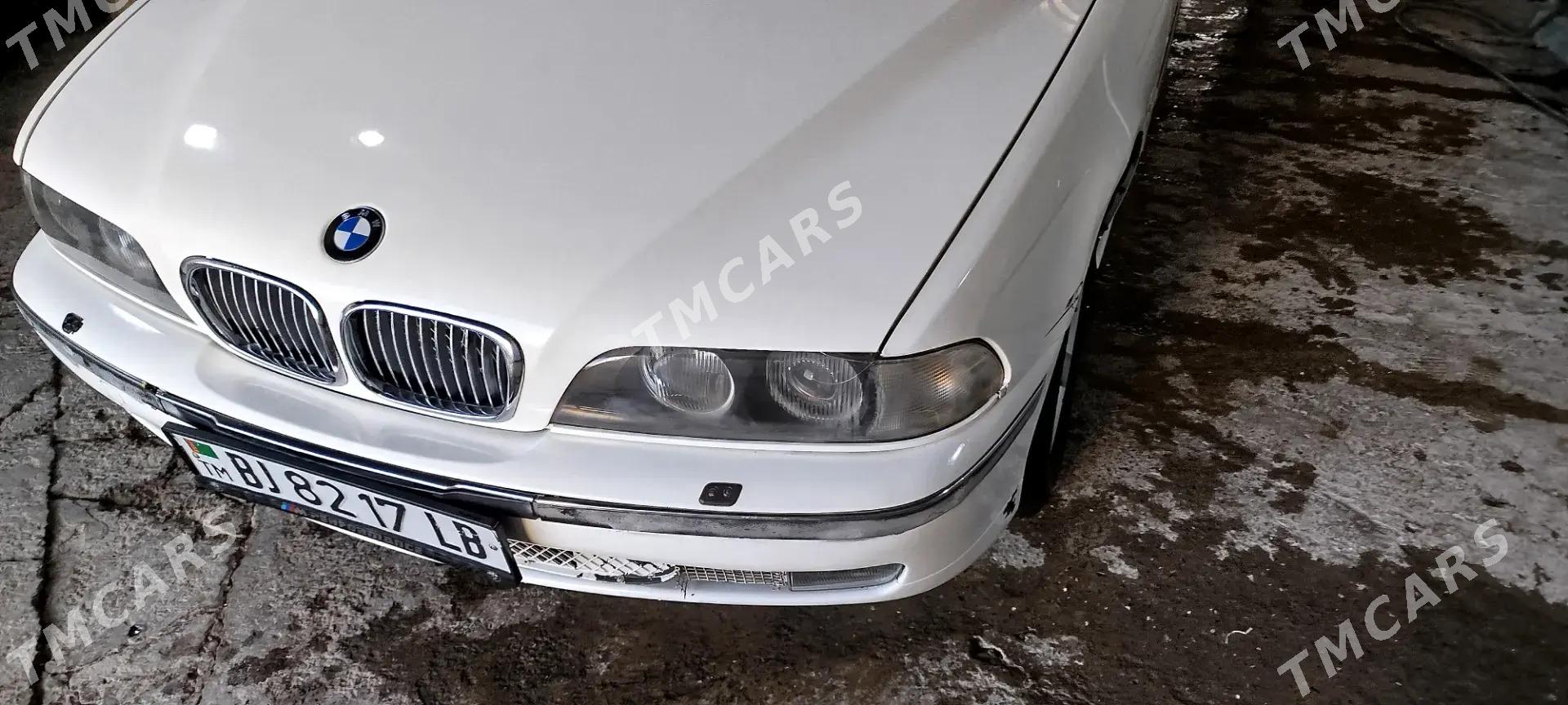 BMW E39 2000 - 80 000 TMT - Türkmenabat - img 4