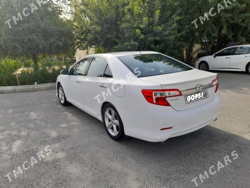 Toyota Camry 2013 - 210 000 TMT - 10 мкр - img 3