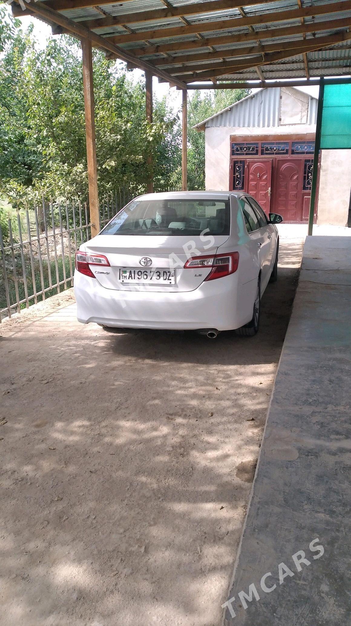 Toyota Camry 2014 - 220 000 TMT - Şabat etr. - img 2