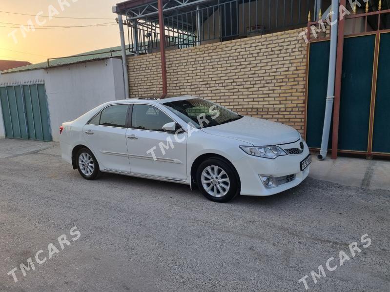 Toyota Camry 2012 - 240 000 TMT - Анев - img 2