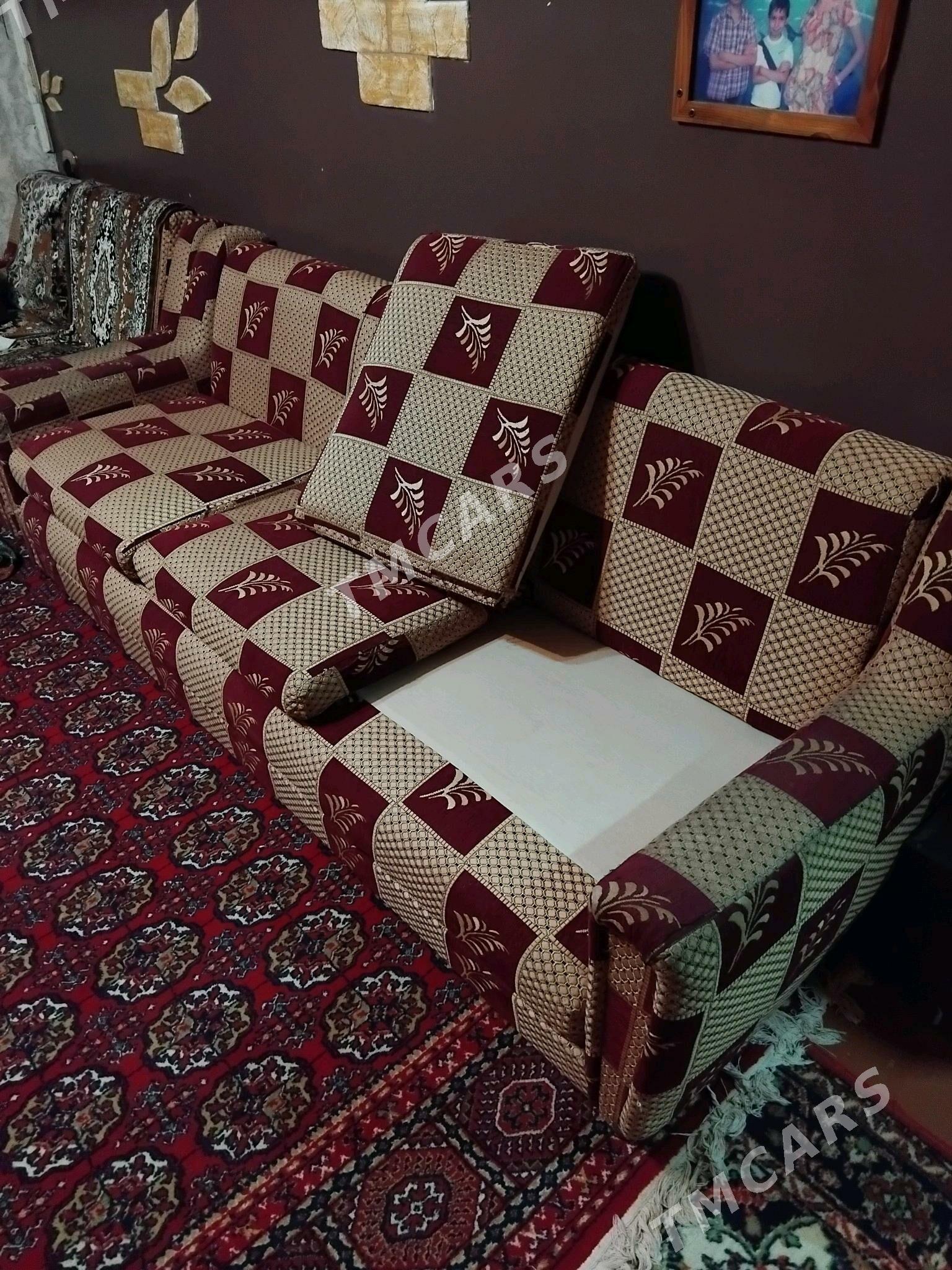 Диван и два кресла - Aşgabat - img 4