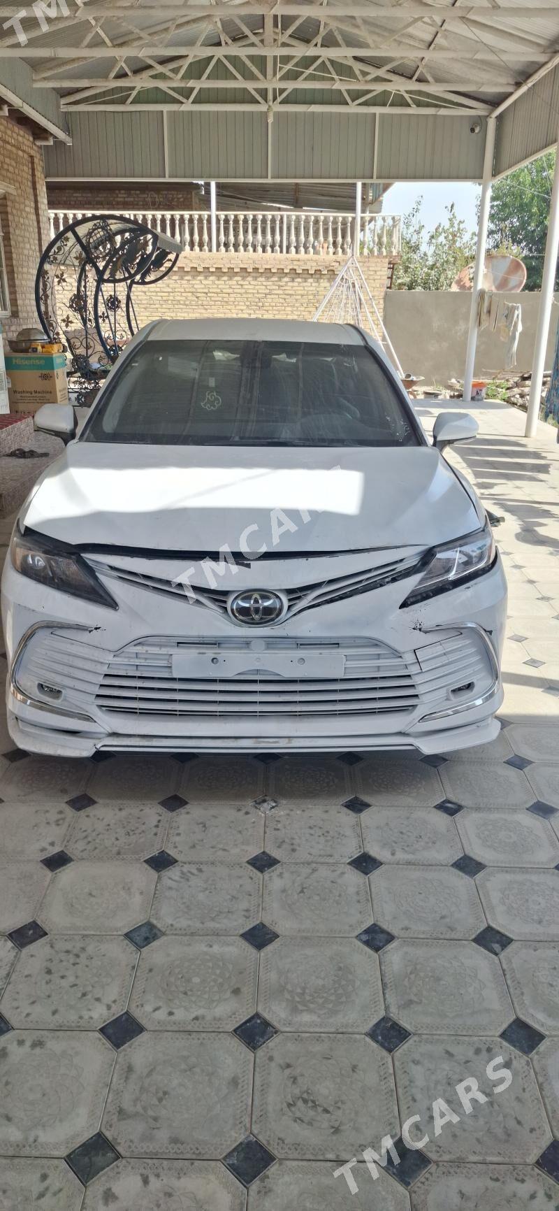 Toyota Camry 2023 - 309 000 TMT - Sakarçäge - img 2