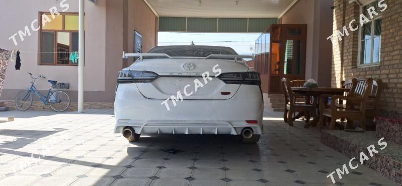 Toyota Camry 2023 - 309 000 TMT - Sakarçäge - img 3