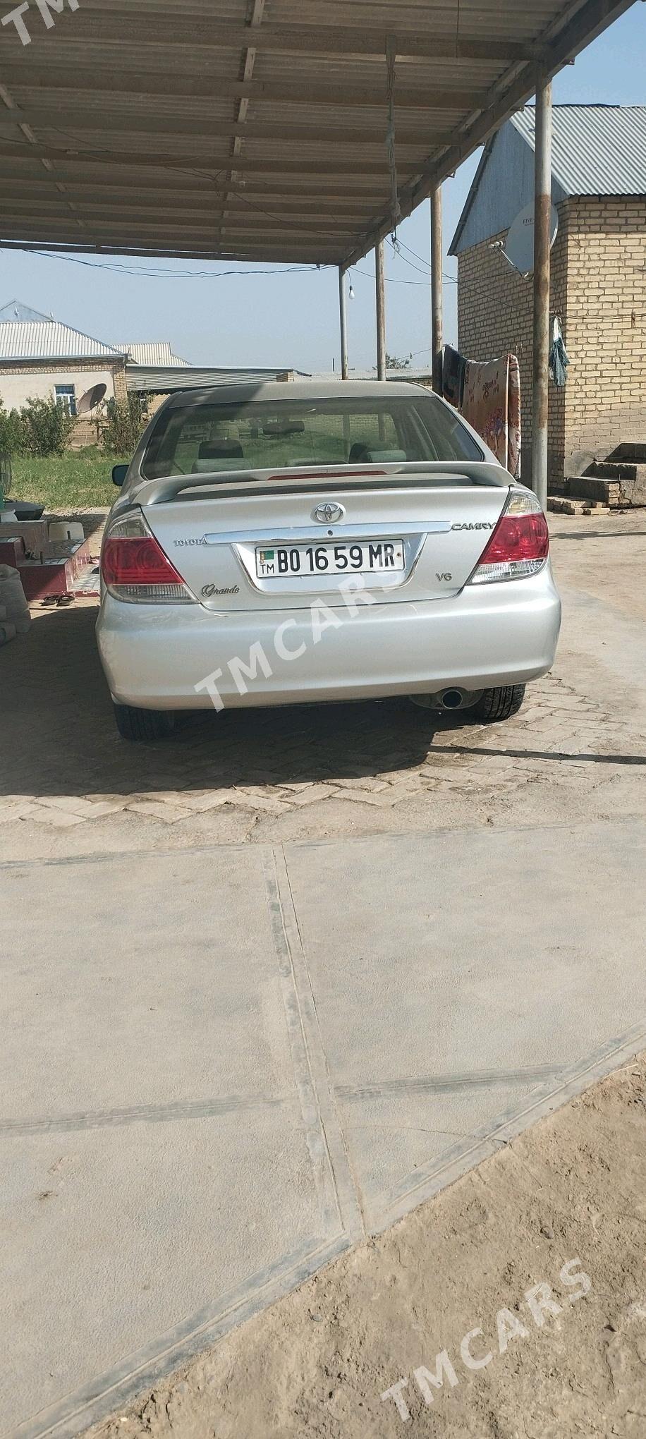Toyota Camry 2005 - 175 000 TMT - Байрамали - img 2