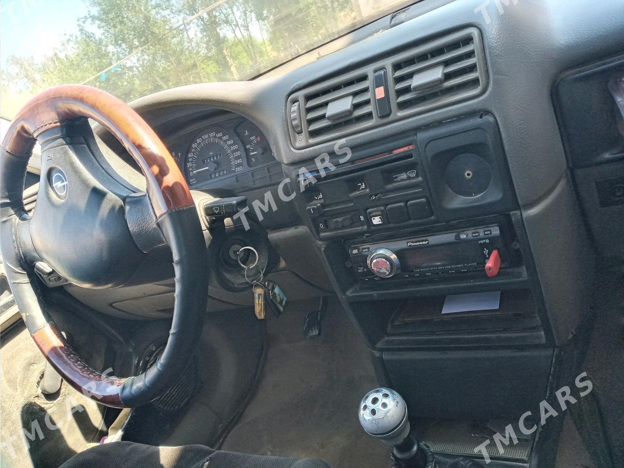 Opel Vectra 1990 - 27 000 TMT - Boldumsaz - img 3
