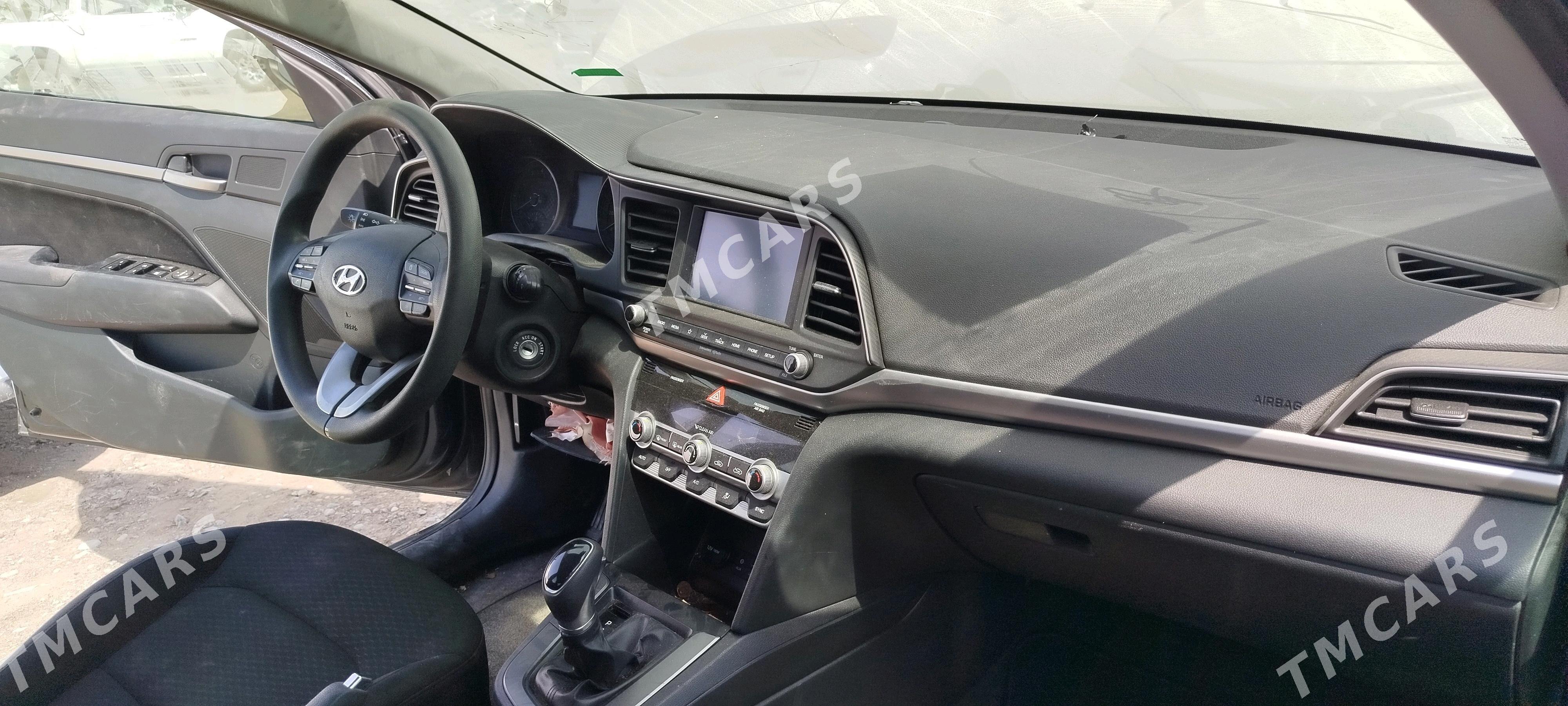 Hyundai Elantra 2020 - 135 000 TMT - Мары - img 9
