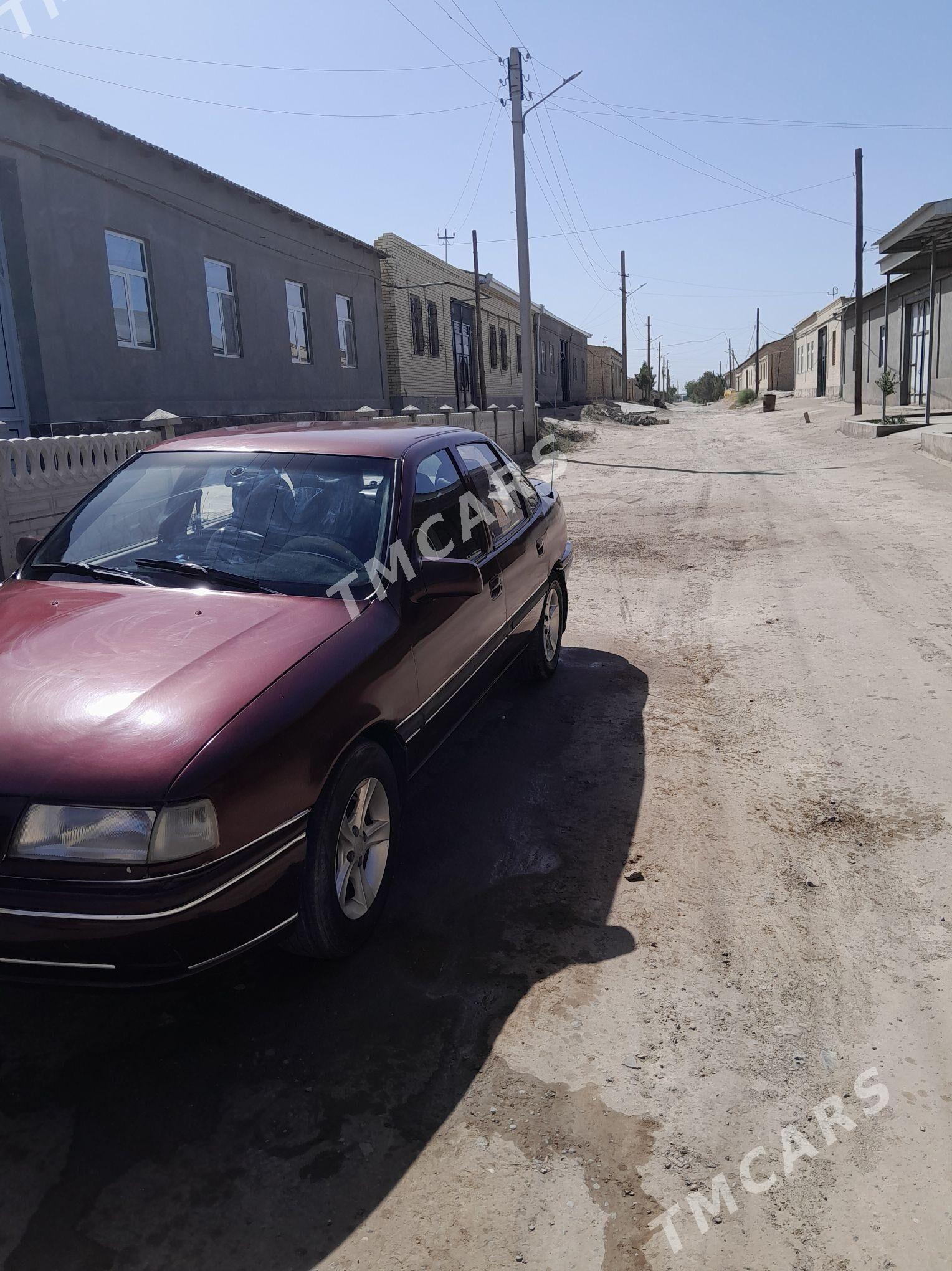 Opel Vectra 1991 - 40 000 TMT - Farap - img 3