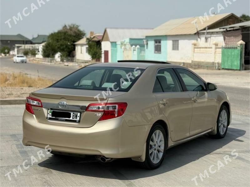 Toyota Camry 2012 - 226 000 TMT - Балканабат - img 6