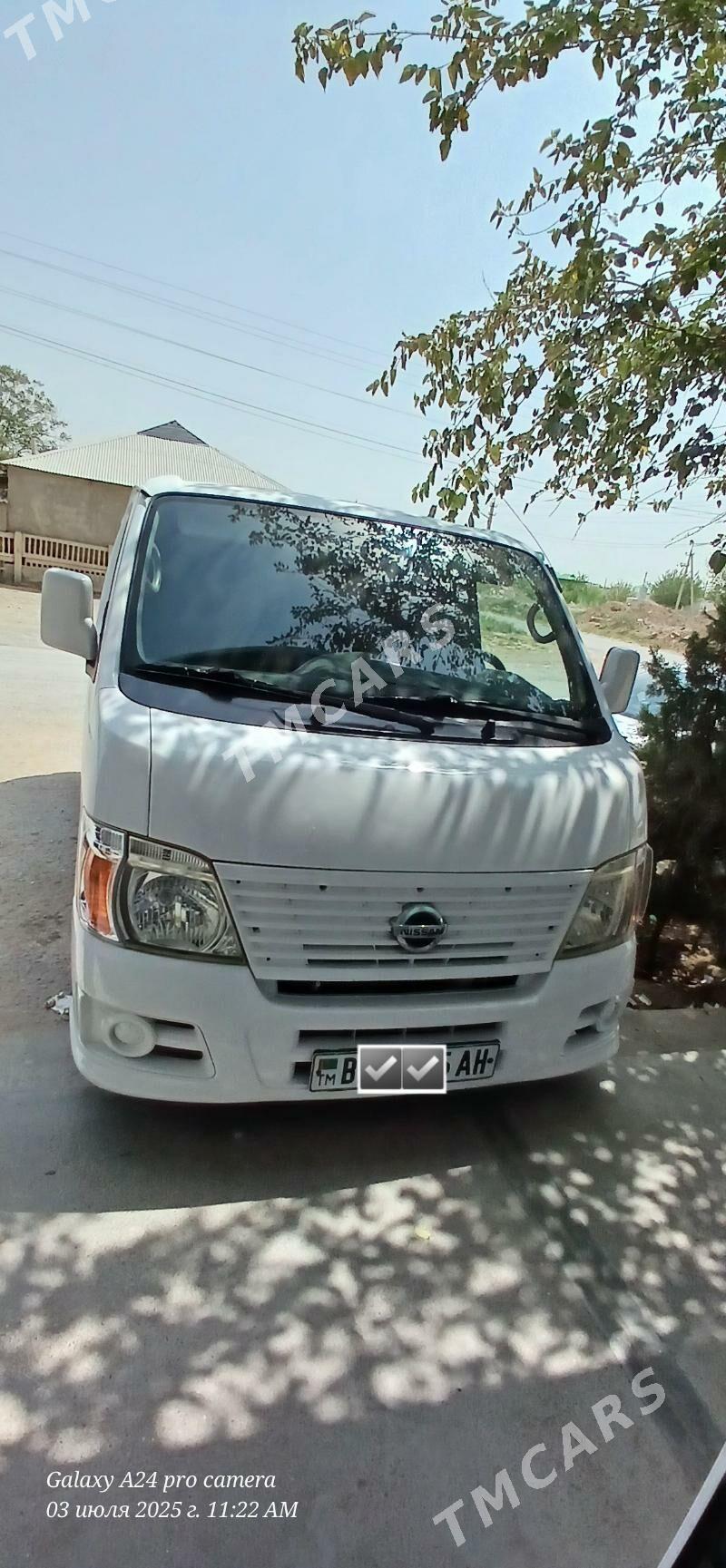 Nissan Urvan 2010 - 210 000 TMT - Ак-Бугдайский этрап - img 3