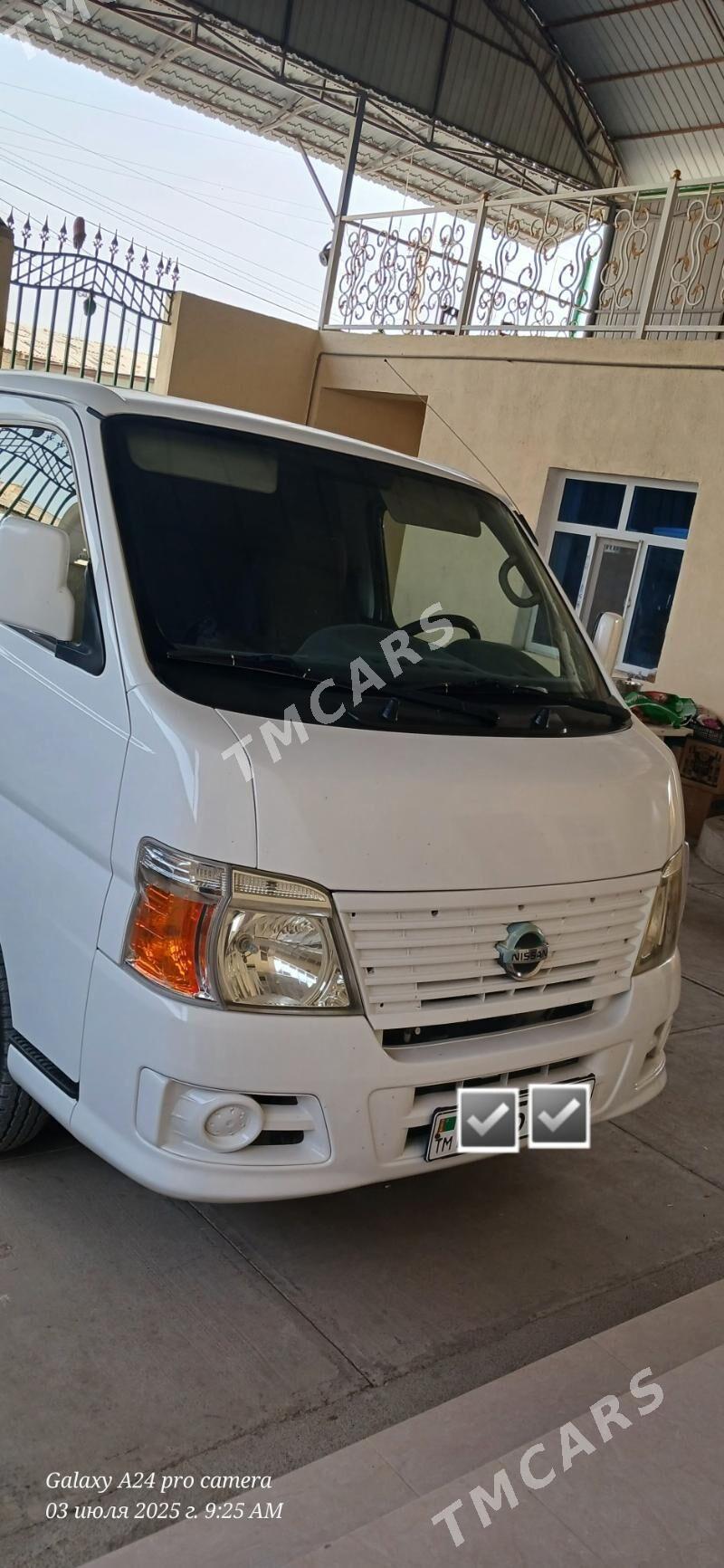 Nissan Urvan 2010 - 210 000 TMT - Ак-Бугдайский этрап - img 5