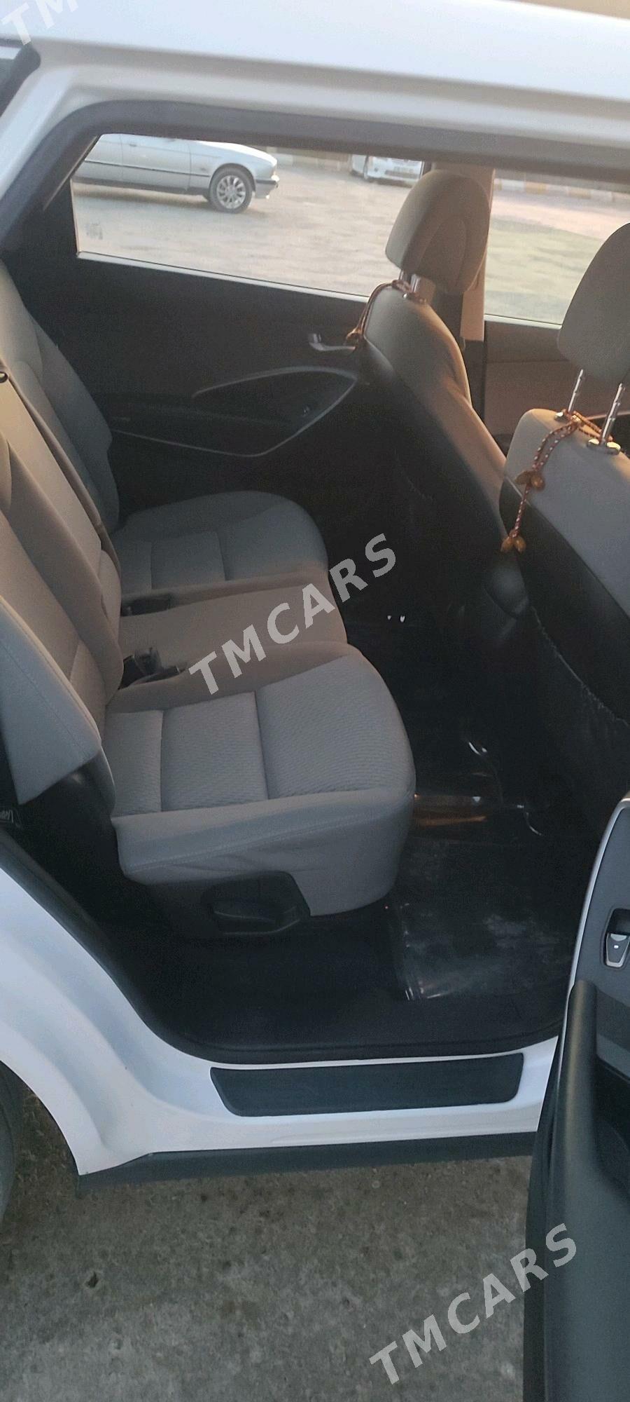 Hyundai Santa Fe 2016 - 295 000 TMT - Дашогуз - img 4