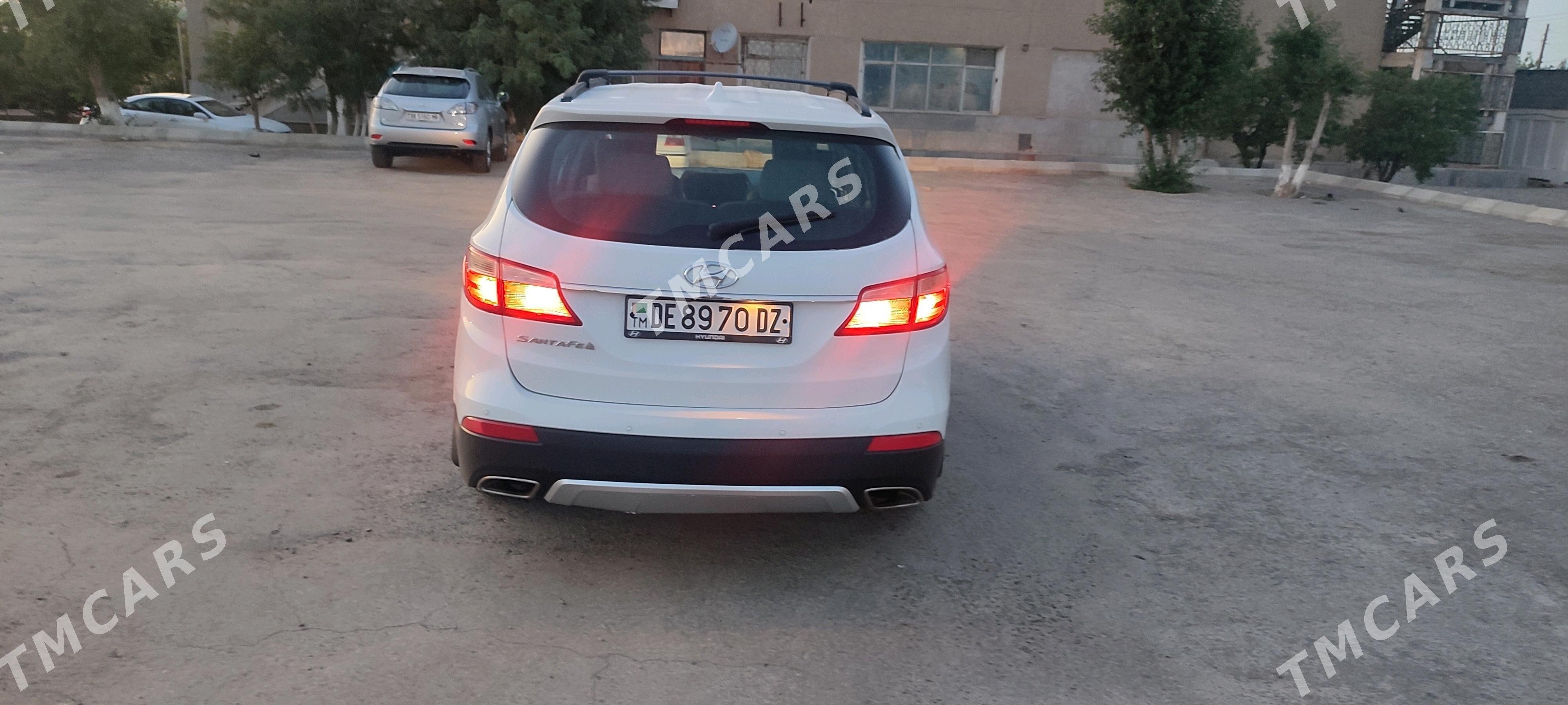 Hyundai Santa Fe 2016 - 295 000 TMT - Дашогуз - img 9