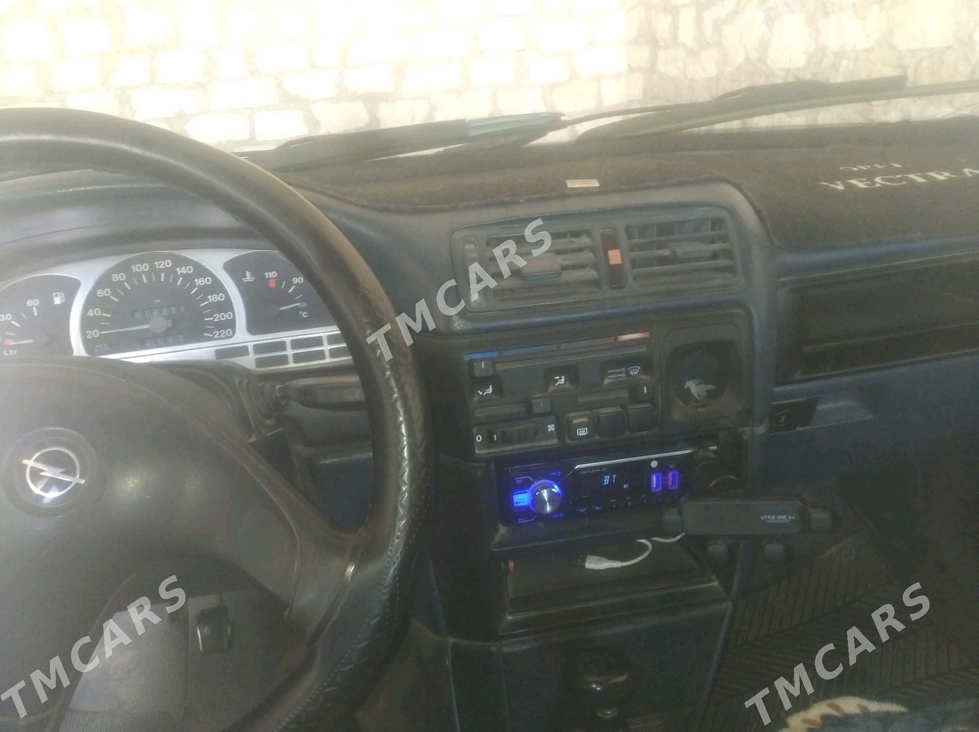 Opel Vectra 1993 - 30 000 TMT - Болдумсаз - img 6