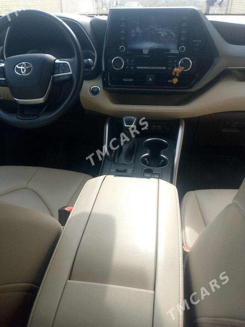 Toyota Highlander 2022 - 620 000 TMT - Мургап - img 5