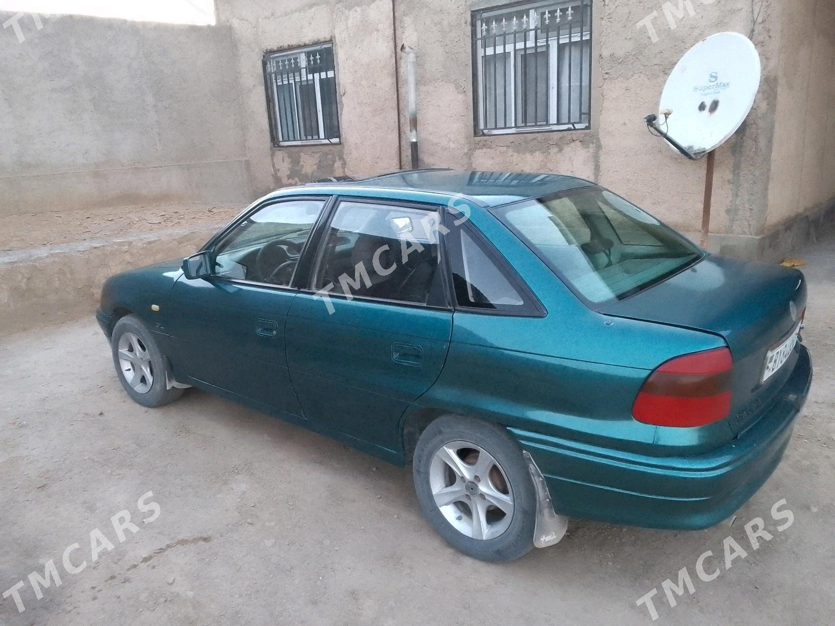 Opel Astra 1992 - 27 000 TMT - Магданлы - img 2