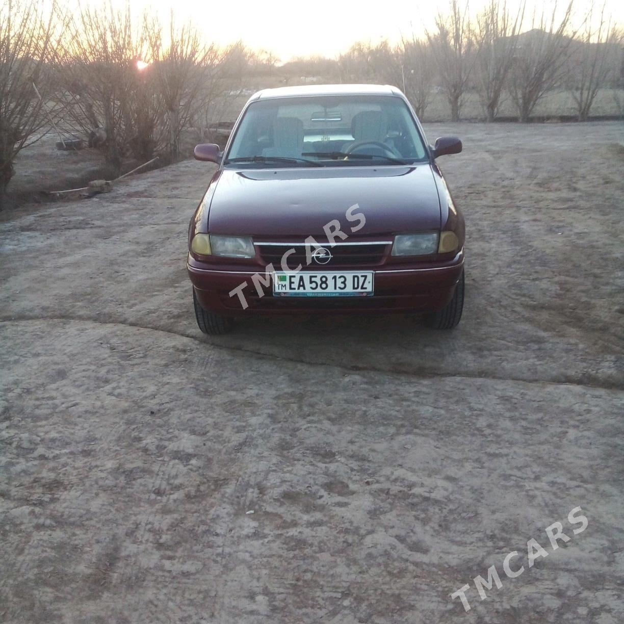 Opel Astra 1993 - 35 000 TMT - етр. Туркменбаши - img 2
