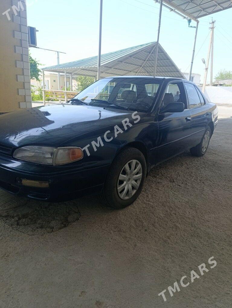 Toyota Camry 1993 - 63 000 TMT - Туркменабат - img 4