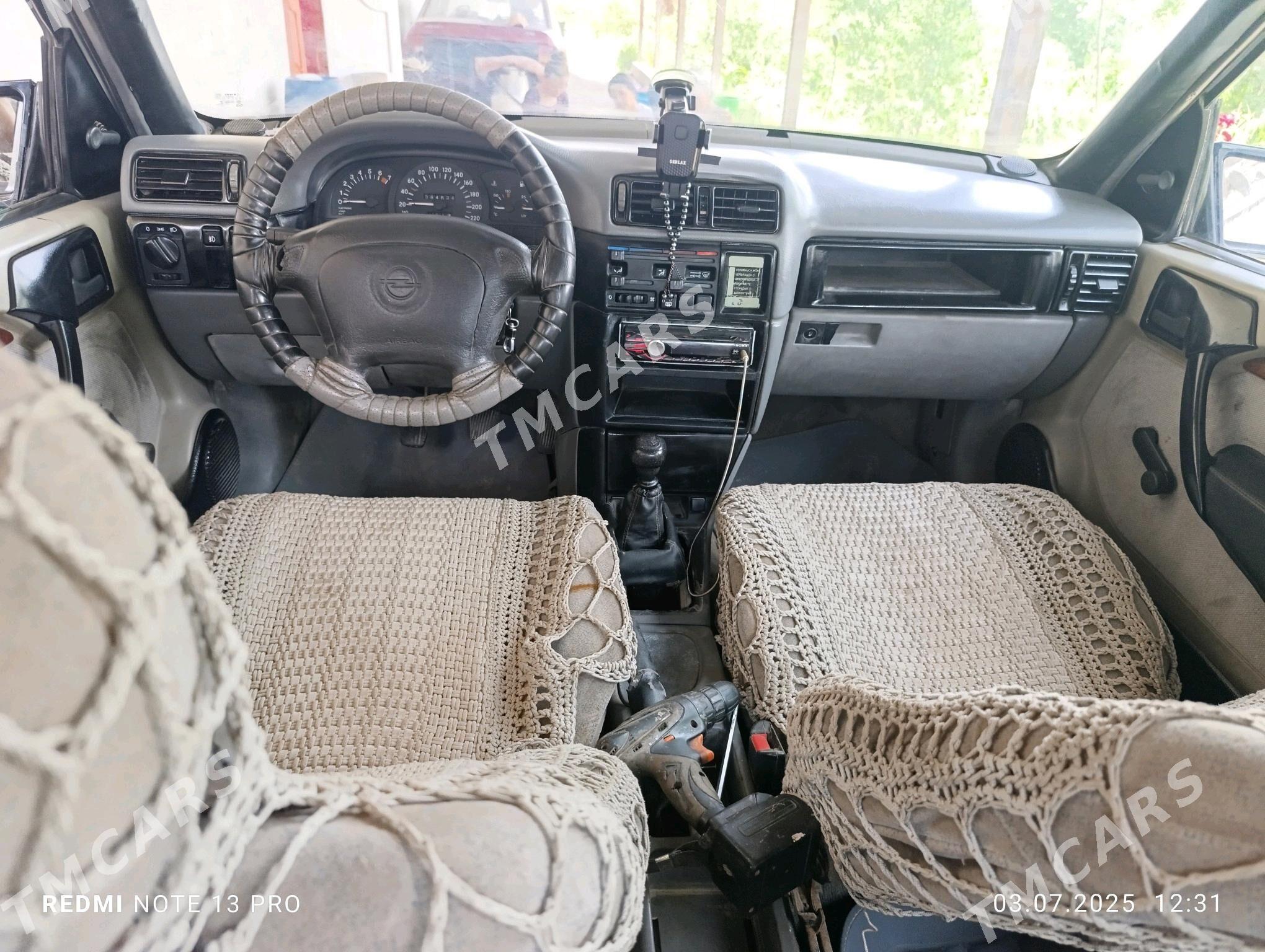 Opel Vectra 1993 - 30 000 TMT - Gurbansoltan Eje - img 6