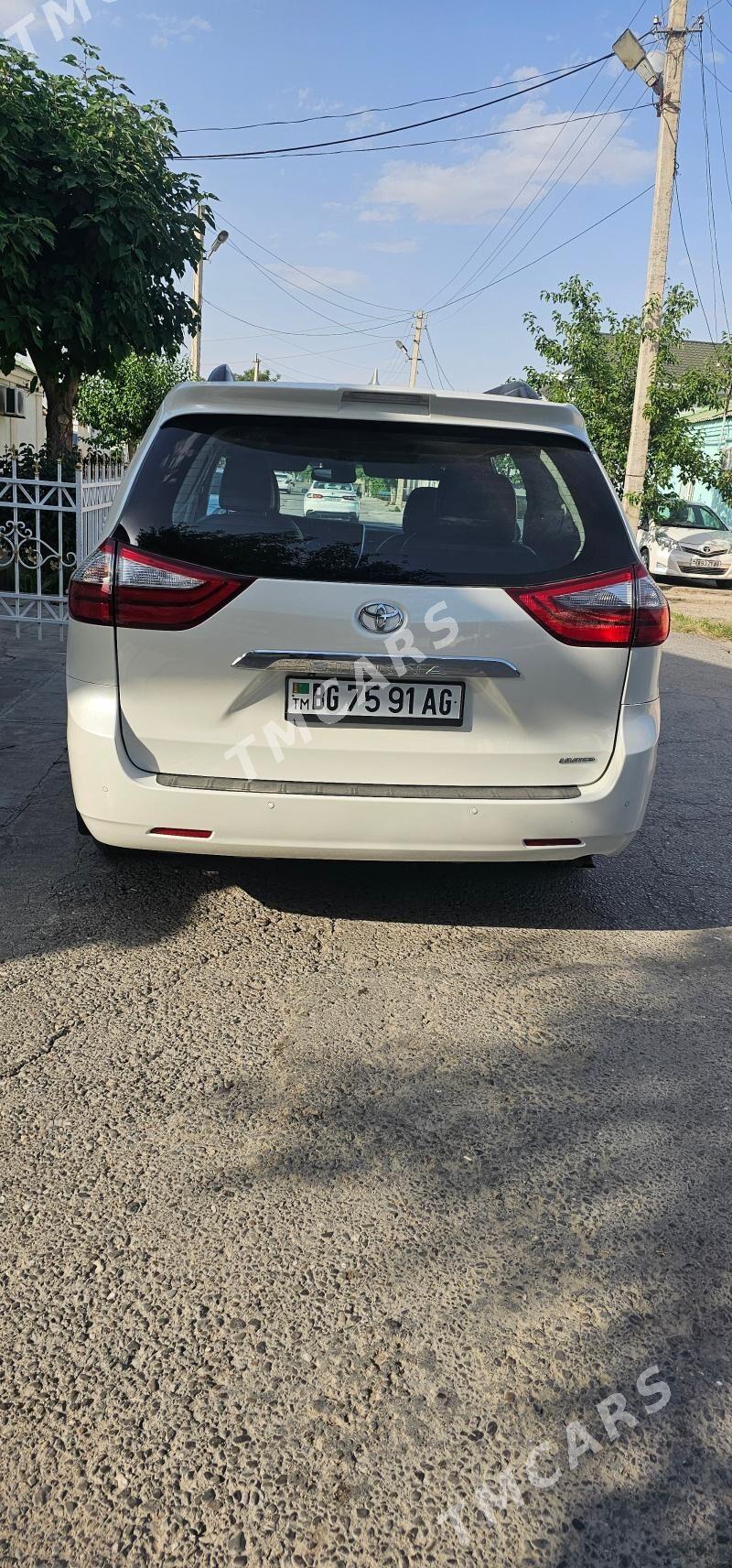 Toyota Sienna 2020 - 600 000 TMT - Aşgabat - img 5