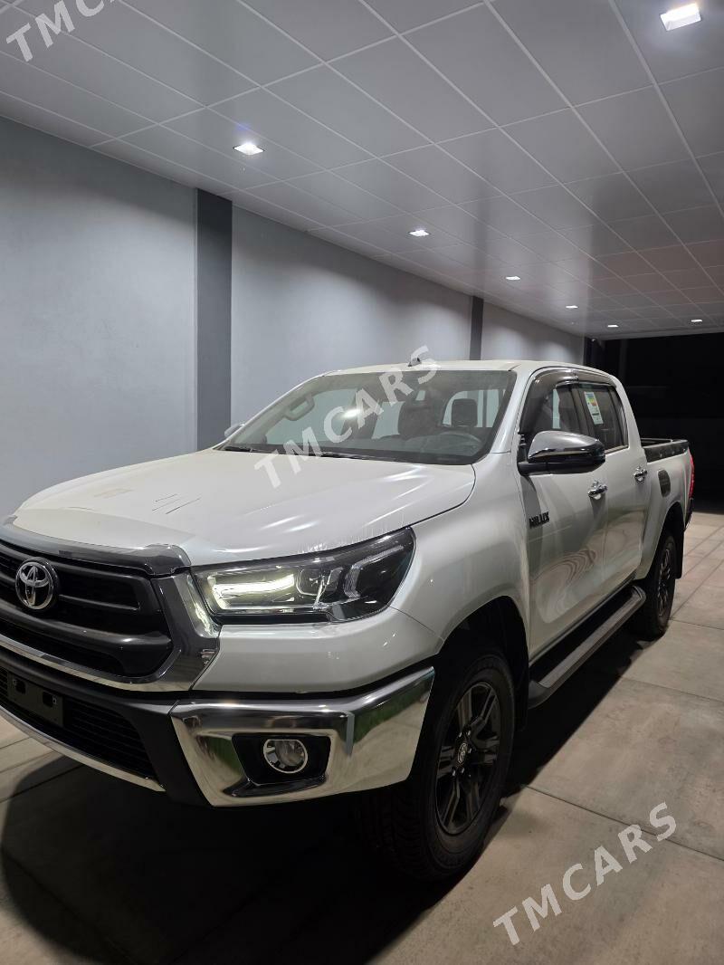 Toyota Hilux 2025 - 686 000 TMT - Arzuw - img 3