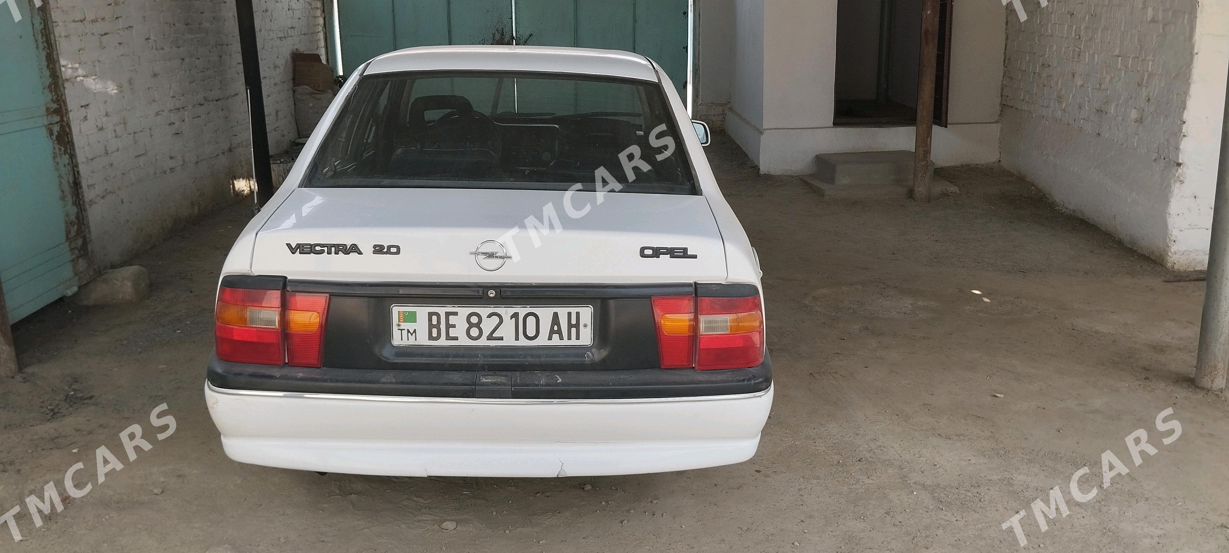 Opel Vectra 1990 - 37 000 TMT - Бахарден - img 6