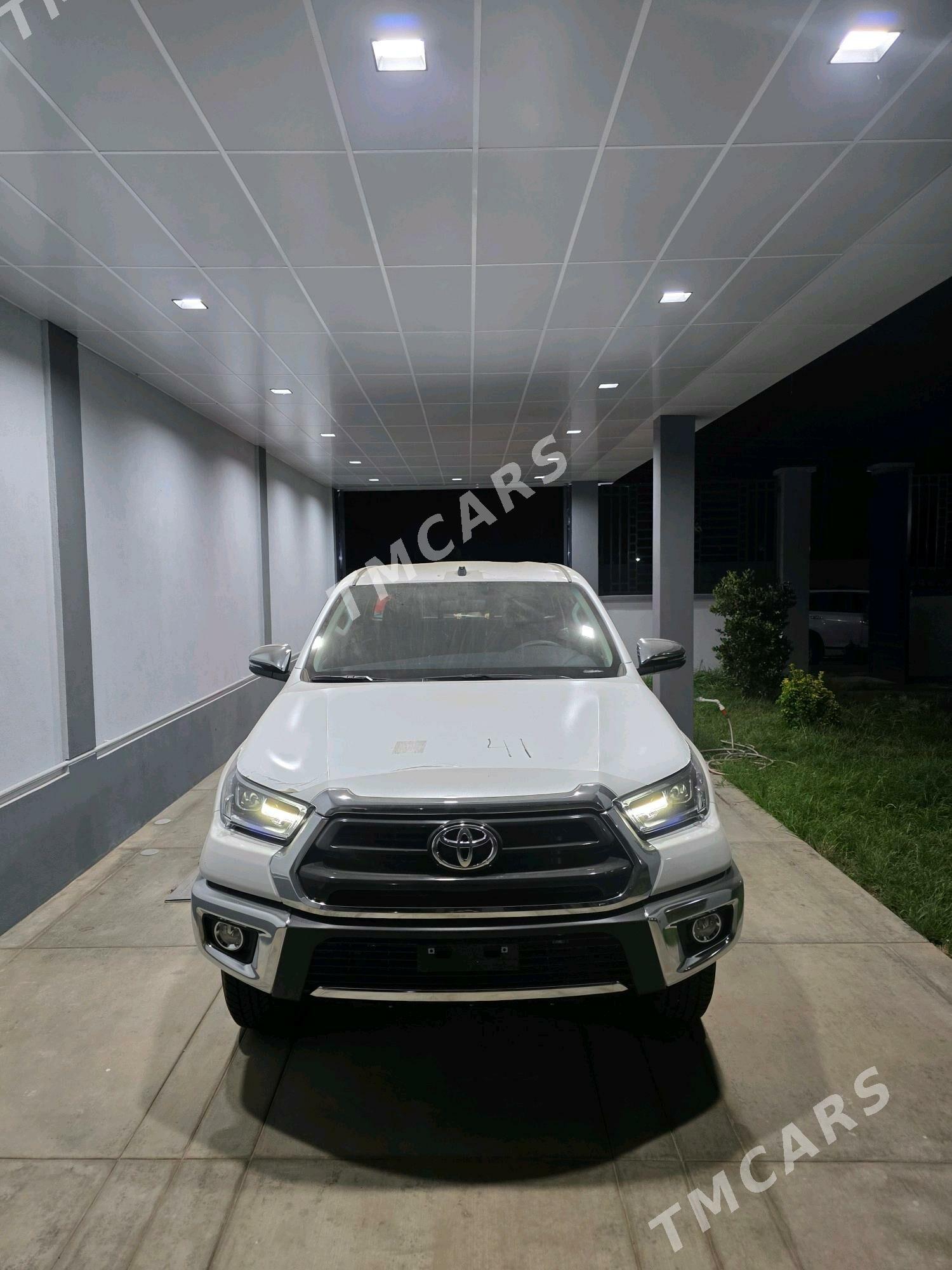 Toyota Hilux 2025 - 686 000 TMT - Arzuw - img 5