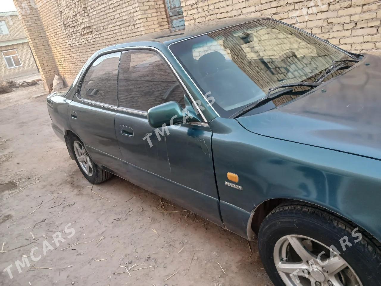 Toyota Camry 1993 - 30 000 TMT - Туркменабат - img 2