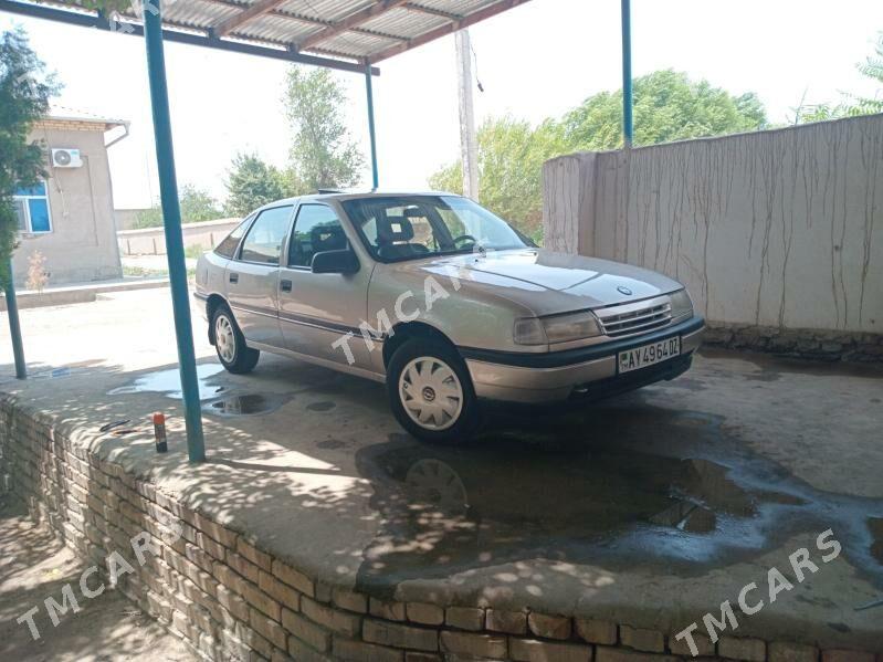 Opel Vectra 1992 - 30 000 TMT - Дашогуз - img 3