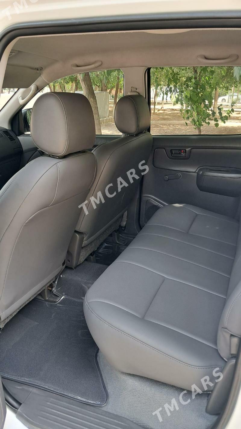 Toyota Hilux 2012 - 285 000 TMT - Ашхабад - img 6