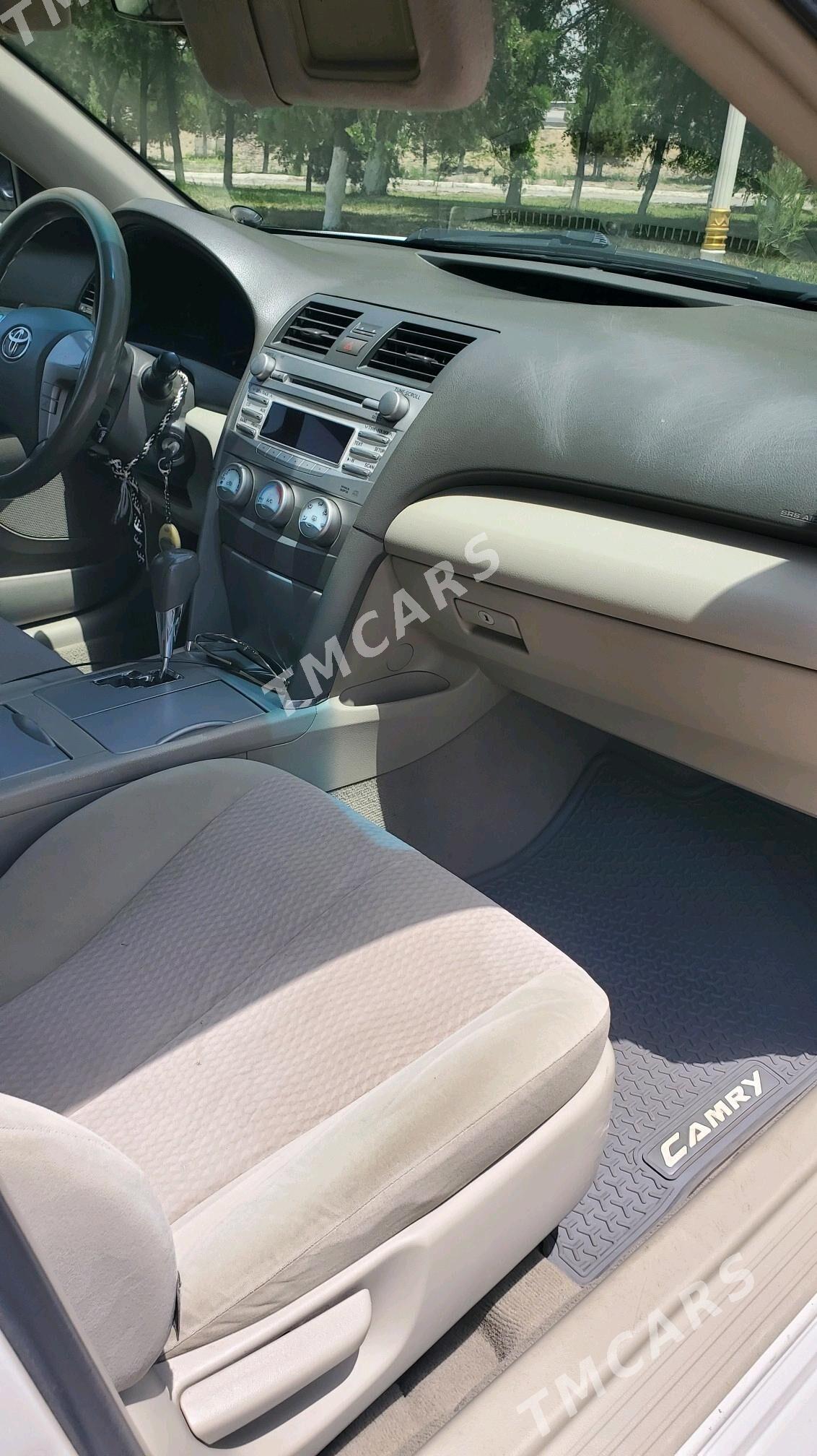Toyota Camry 2010 - 170 000 TMT - Aşgabat - img 4