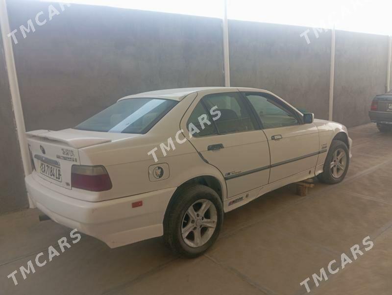 BMW 3 Series 1995 - 20 000 TMT - Магданлы - img 5