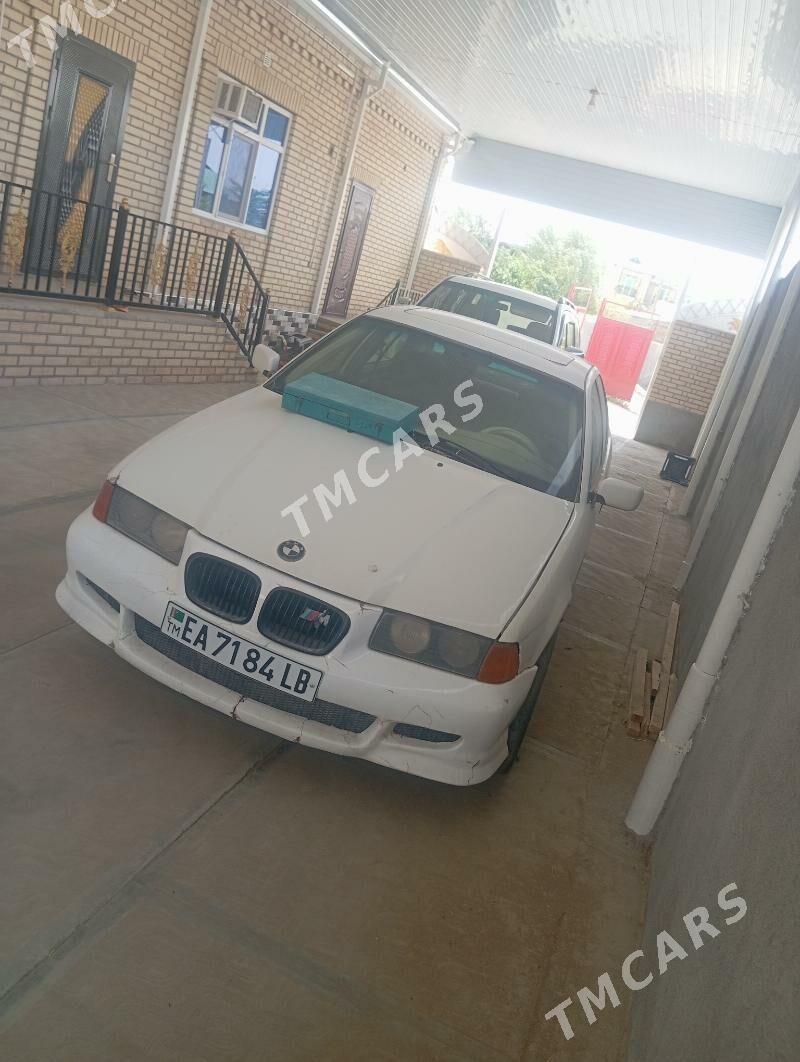 BMW 3 Series 1995 - 20 000 TMT - Магданлы - img 4