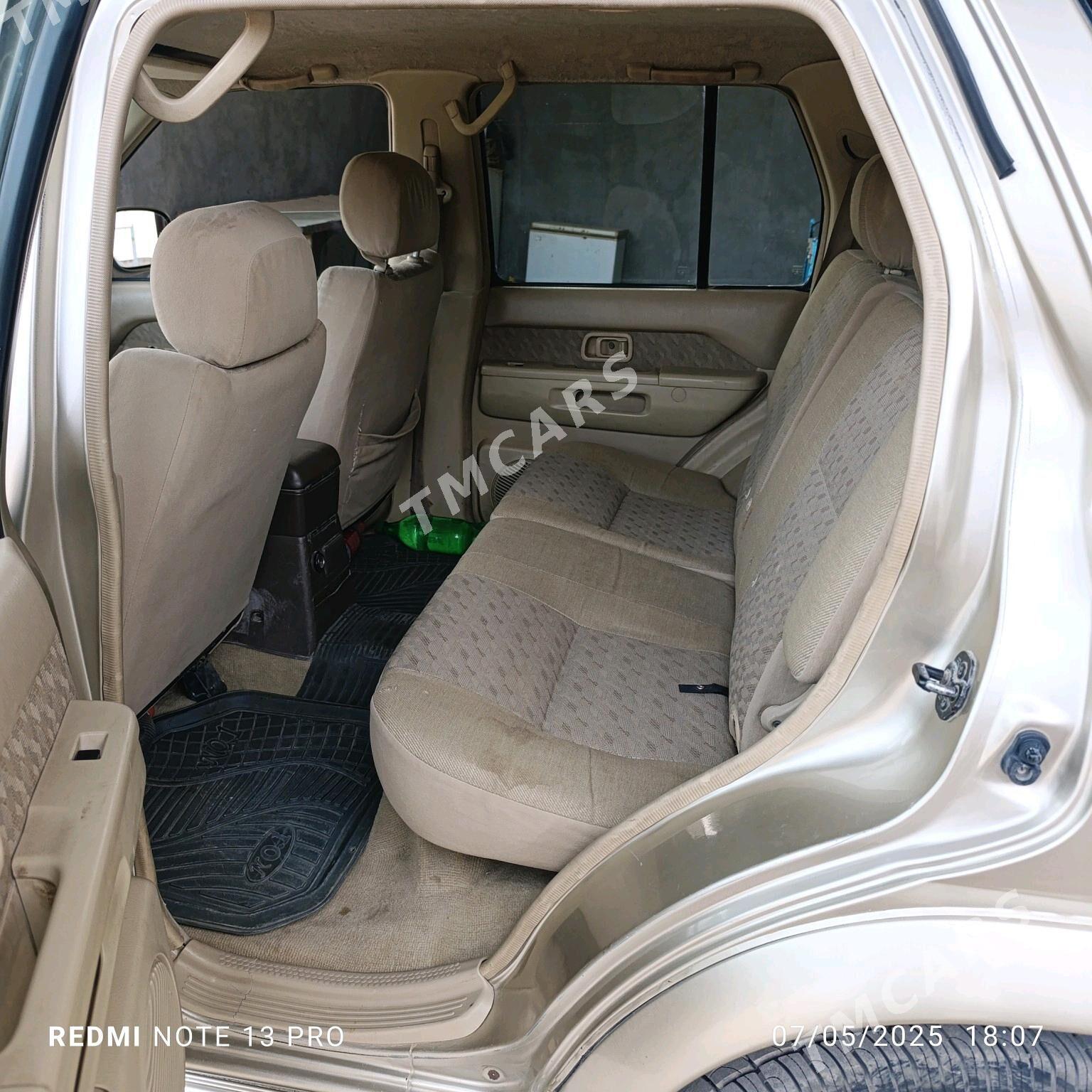 Nissan Pathfinder 1996 - 70 000 TMT - Магданлы - img 6