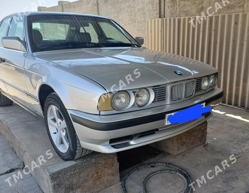 BMW 525 1991 - 45 000 TMT - Мургап - img 2