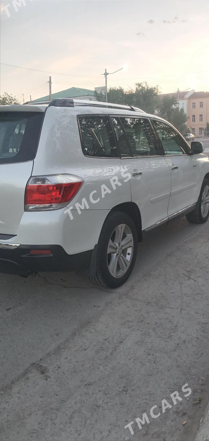 Toyota Highlander 2013 - 370 000 TMT - Дашогуз - img 2
