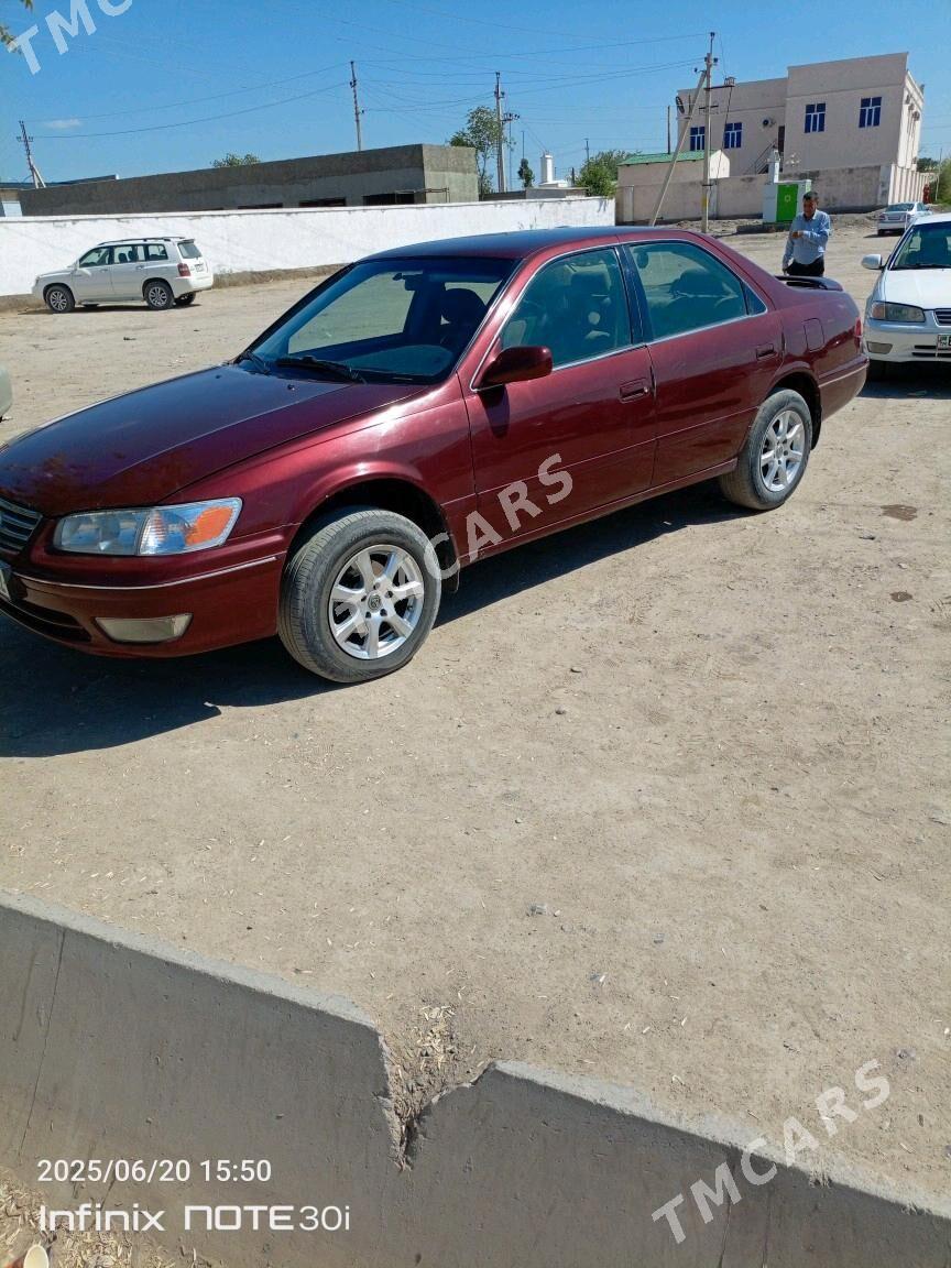Toyota Camry 2000 - 140 000 TMT - Кёнеургенч - img 3