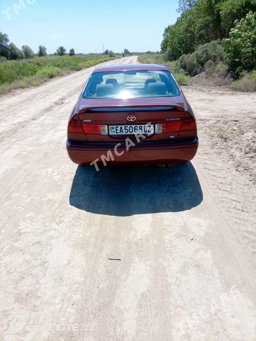 Toyota Camry 2000 - 140 000 TMT - Кёнеургенч - img 2