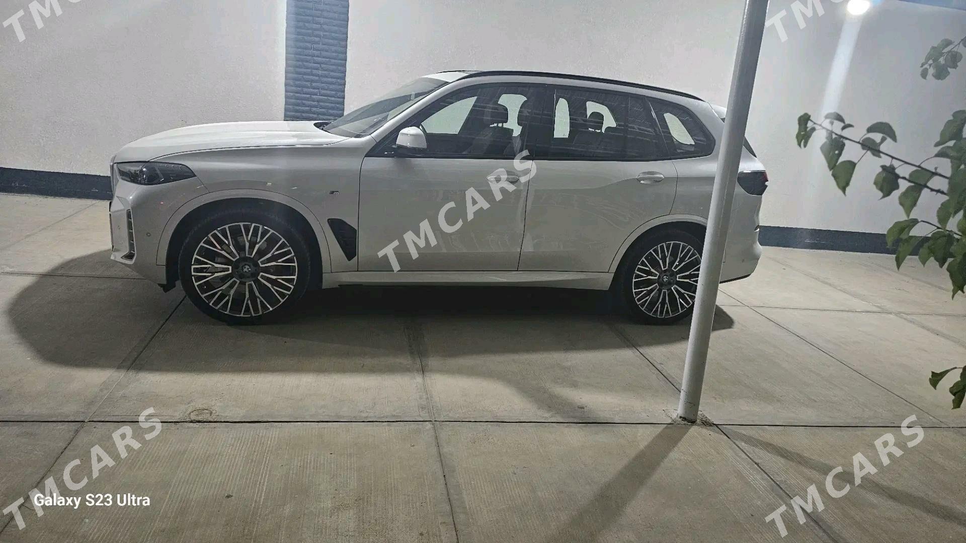 BMW X5 2023 - 1 675 000 TMT - Täze zaman - img 5