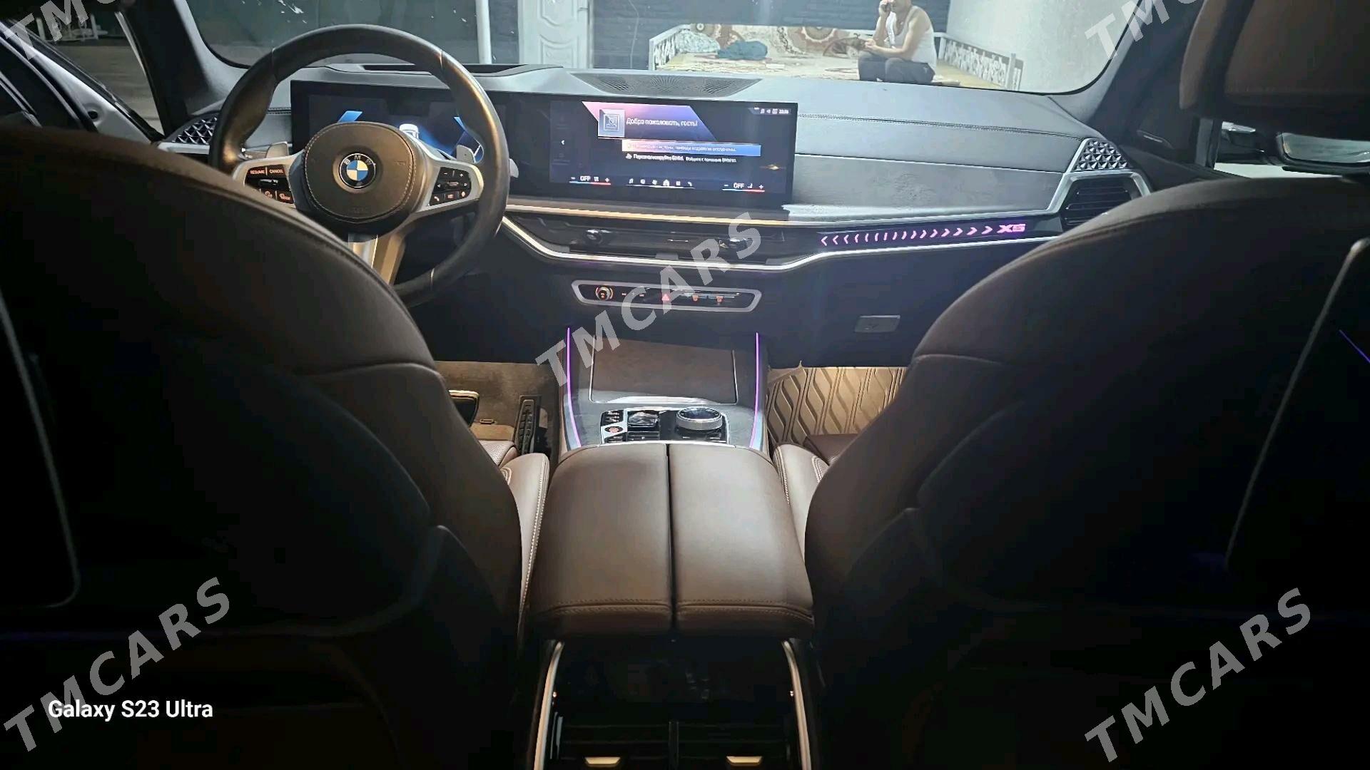 BMW X5 2023 - 1 675 000 TMT - Täze zaman - img 2
