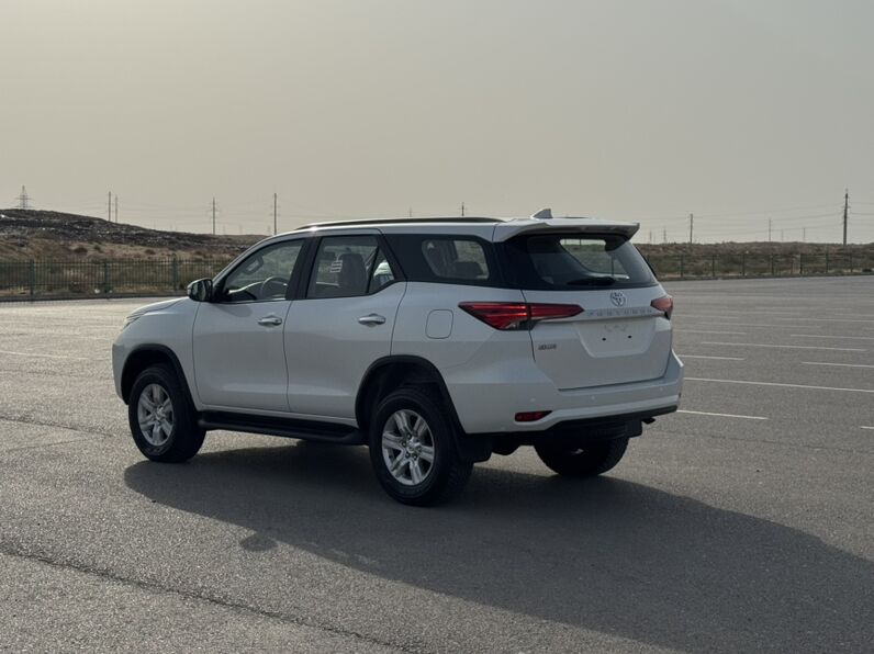 Toyota Fortuner 2024 - 670 000 TMT - Aşgabat - img 4