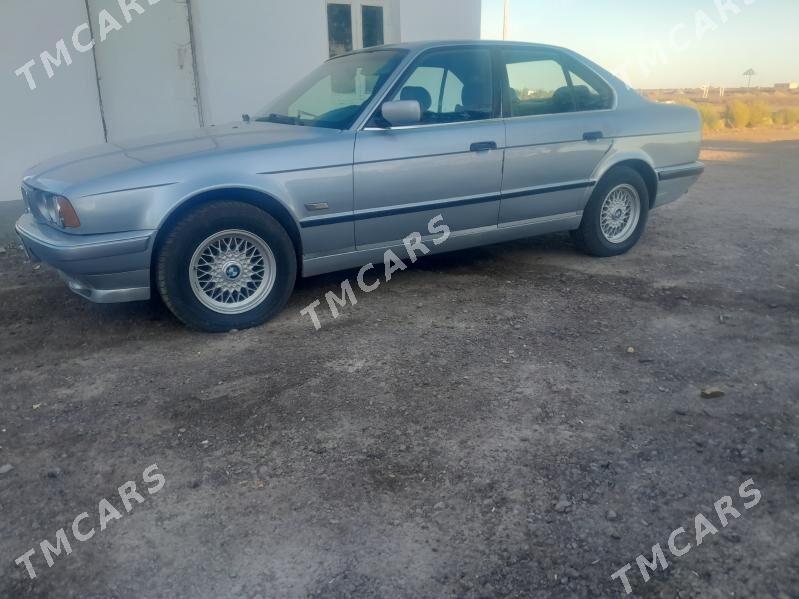 BMW 525 1995 - 50 000 TMT - Гурбансолтан Едже - img 4