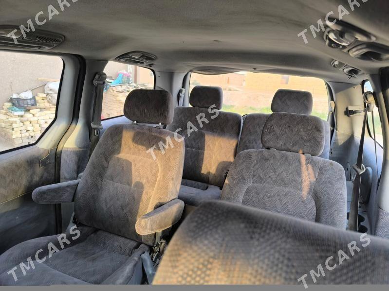 Kia Carnival 2003 - 40 000 TMT - Гурбансолтан Едже - img 2