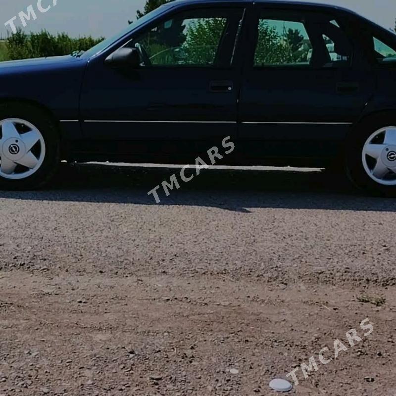 Opel Vectra 1993 - 60 000 TMT - Türkmenabat - img 9
