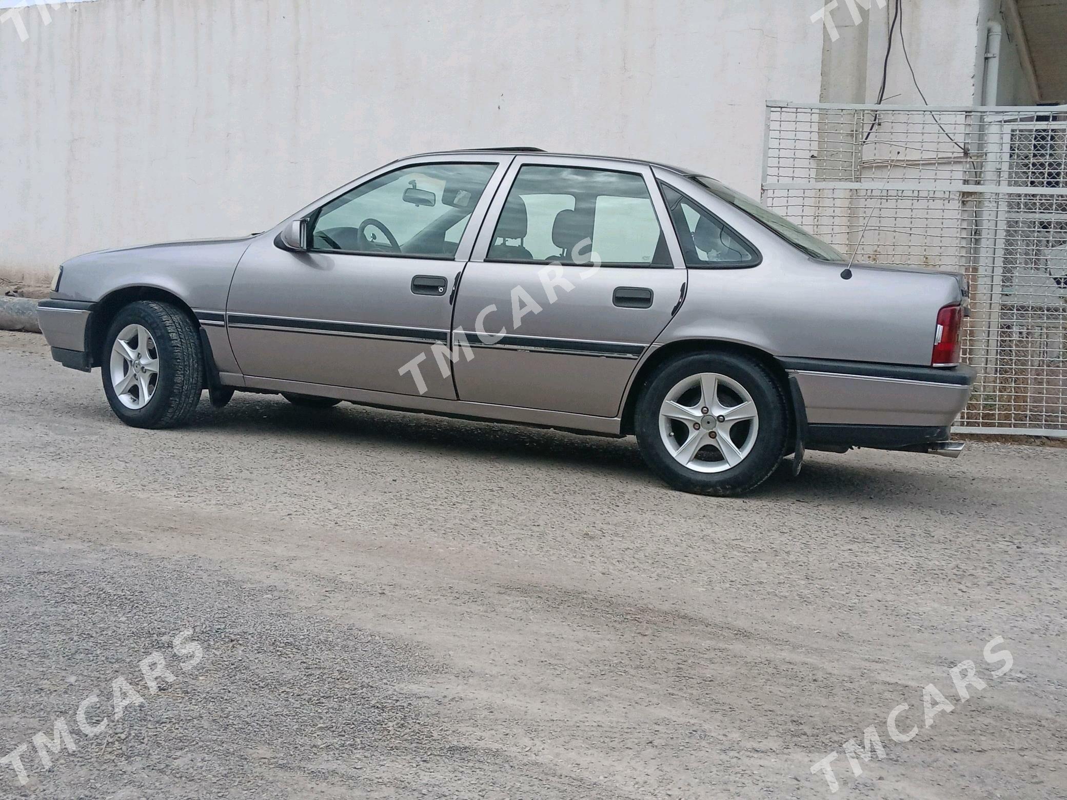 Opel Vectra 1992 - 34 000 TMT - Mary - img 3